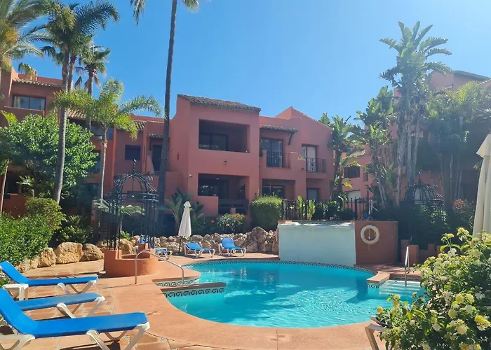 Luxury 2-bed Elviria - Pool Sauna & Gym * Marbellac