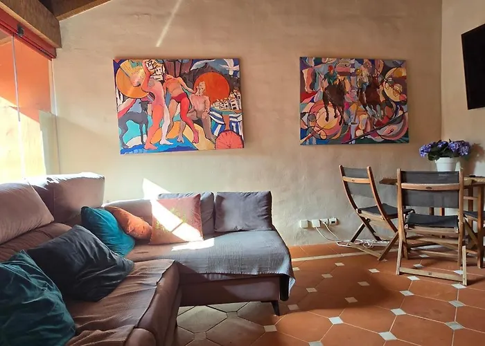 Luxury 2-bed Elviria - Pool Sauna & Gym