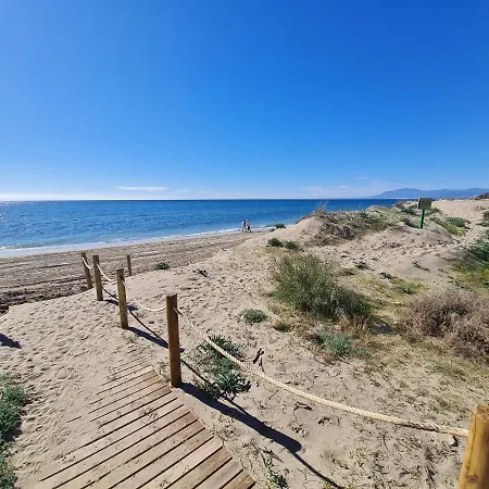 아파트 Luxury 2-bed Elviria - Pool Sauna & Gym